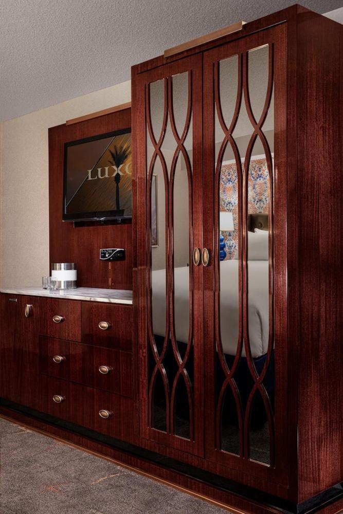 Luxor Hotel & Casino By Suiteness Las Vegas Eksteriør bilde